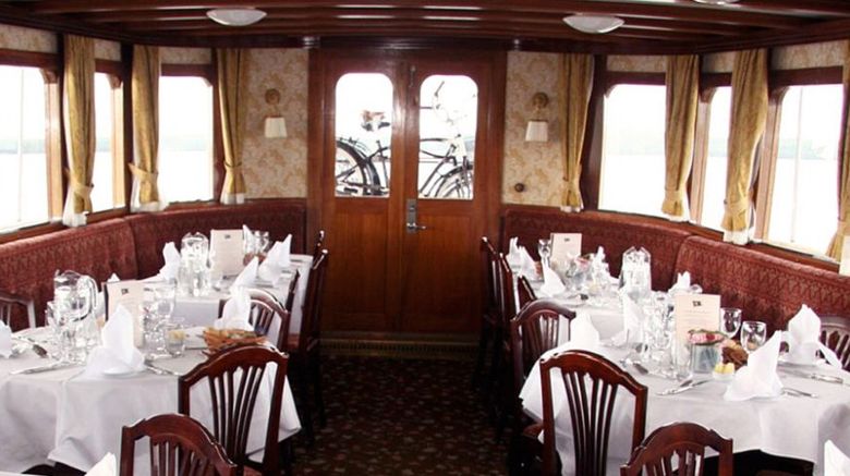<b>Wilhelm Tham Restaurant</b>