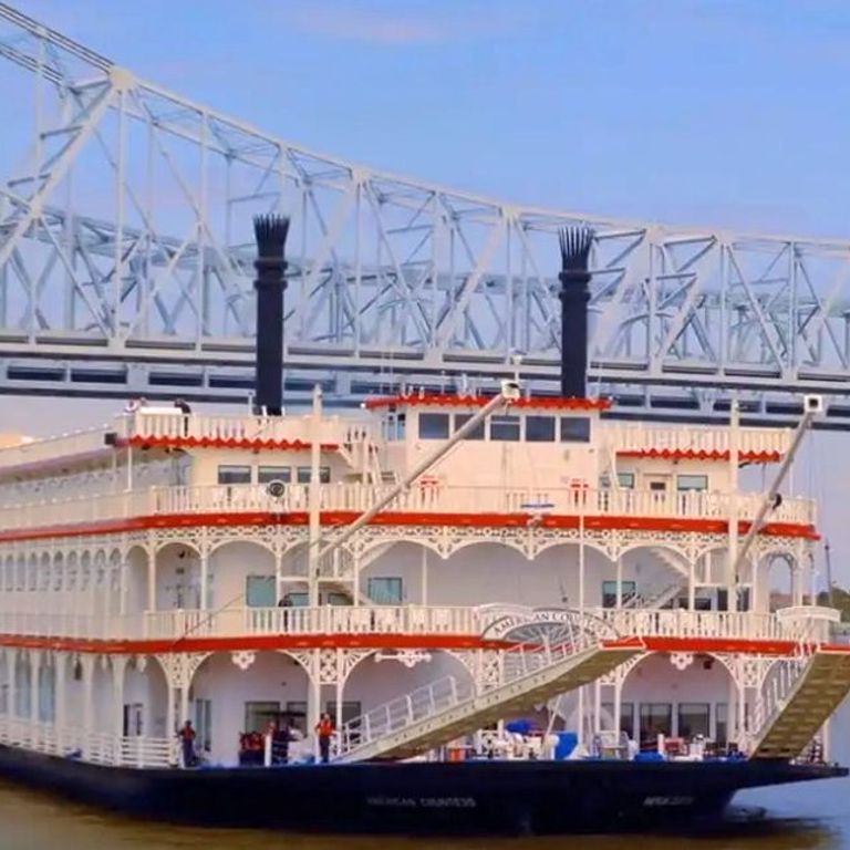 American Queen Voyages American Countess East London Cruises