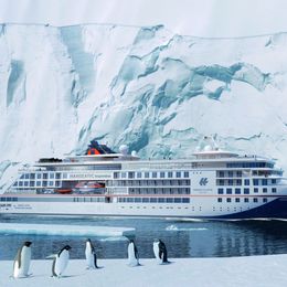 Hapag-Lloyd Cruises HANSEATIC inspiration Wrangell Cruises