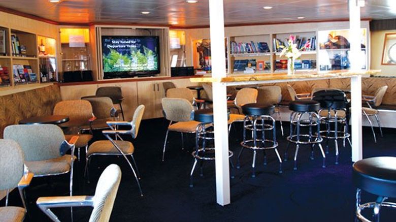 <b>Wilderness Discoverer Bar/Lounge</b>