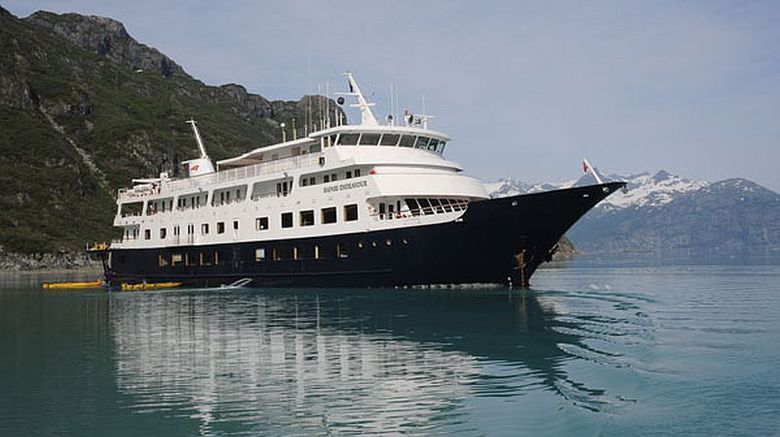 Safari Endeavour Exterior
