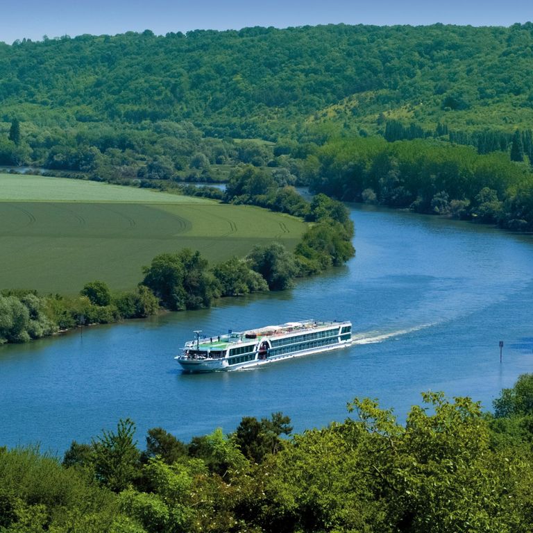 Luftner Cruises Amadeus Diamond Moorea Cruises