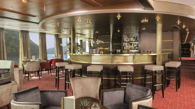 <b>Amadeus Royal Bar/Lounge</b>