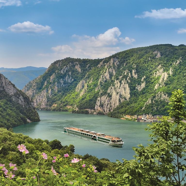 Luftner Cruises Amadeus Star Newport Cruises