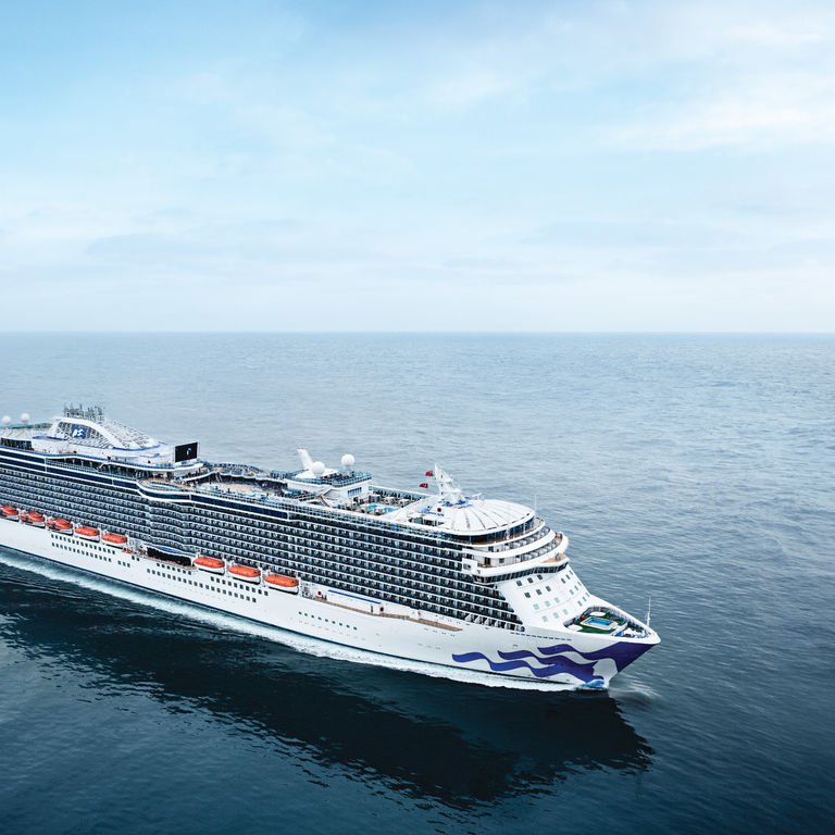 Regal Princess Cruise Schedule + Sailings