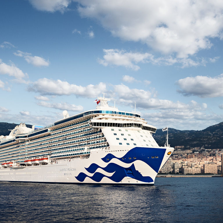 Majestic Princess Cruise Schedule + Sailings