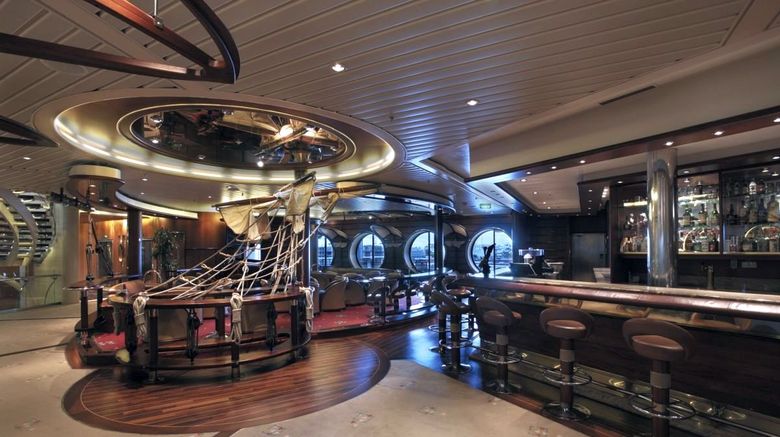 <b>Explorer of the Seas Bar/Lounge</b>