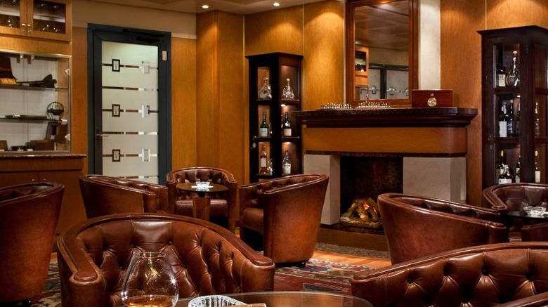 <b>Seven Seas Navigator Bar/Lounge</b> <b>Seven Seas Navigator Bar/Lounge</b>