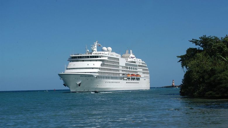 <b>Seven Seas Navigator Exterior</b> <b>Seven Seas Navigator Exterior</b>