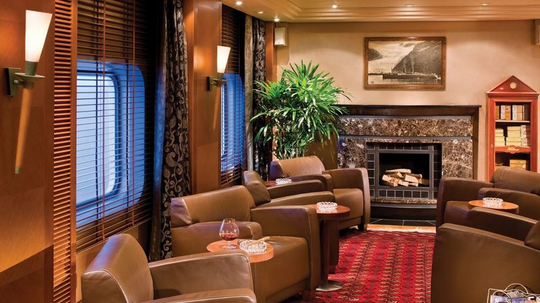 <b>Seven Seas Voyager Bar/Lounge</b> <b>Seven Seas Voyager Bar/Lounge</b>