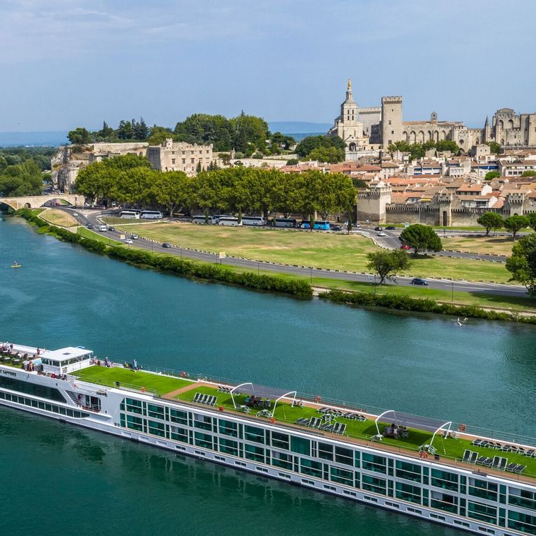 Scenic Scenic Sapphire Calgary Cruises