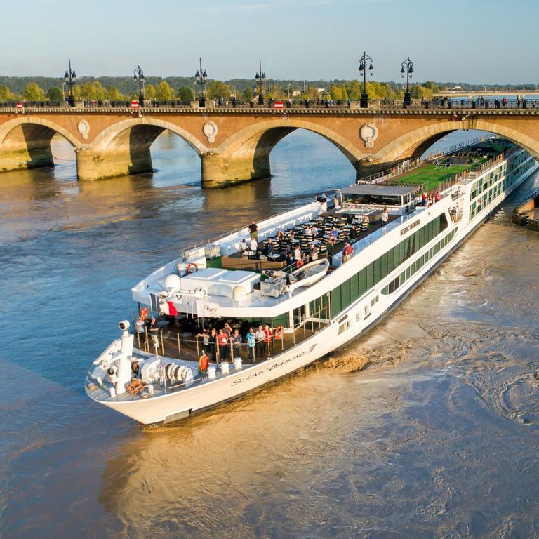 Scenic Scenic Diamond Calgary Cruises