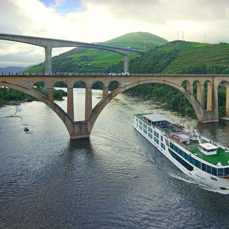Scenic Scenic Azure Moorea Cruises