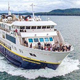 Lindblad Expeditions Natl Geographic Quest Walvis Bay Cruises