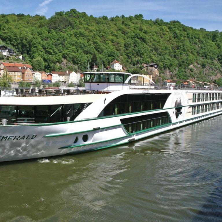 Tauck River Cruising Emerald Amalfi Cruises