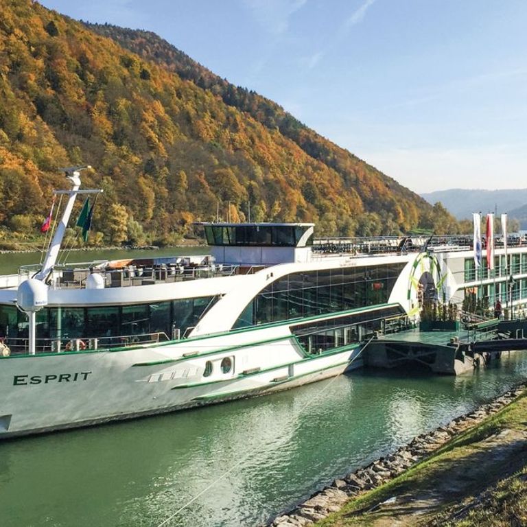 Tauck River Cruising Esprit Novi Sad Cruises
