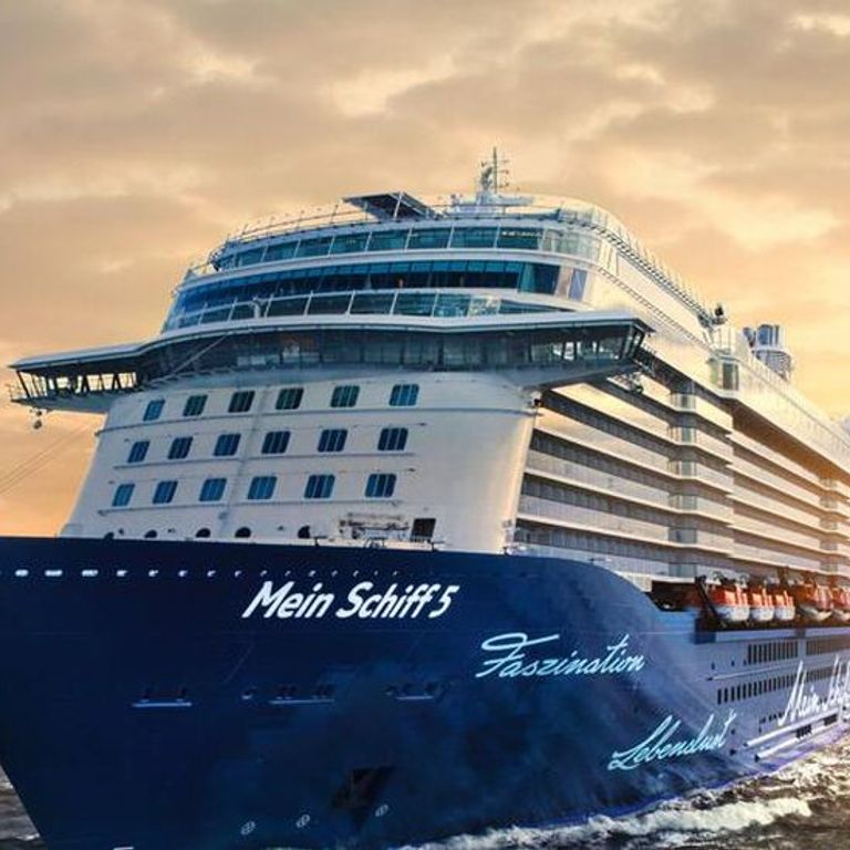 TUI Cruises Mein Schiff 5 Antalya Cruises
