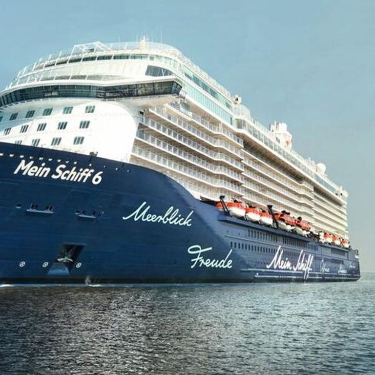 TUI Cruises Mein Schiff 6 Moorea Cruises