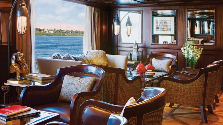 <b>River Tosca Bar/Lounge</b>