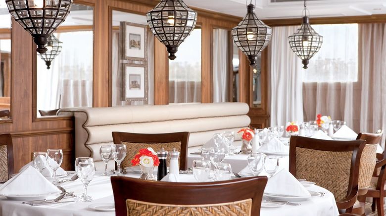 <b>River Tosca Restaurant</b>