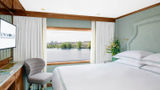 Bon Voyage Room