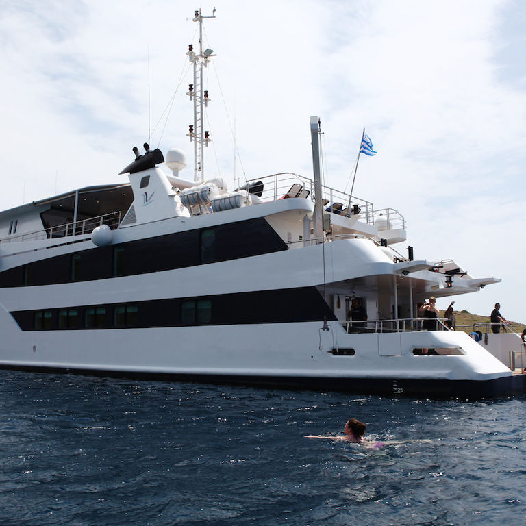 Variety Cruises Harmony V Newport Cruises