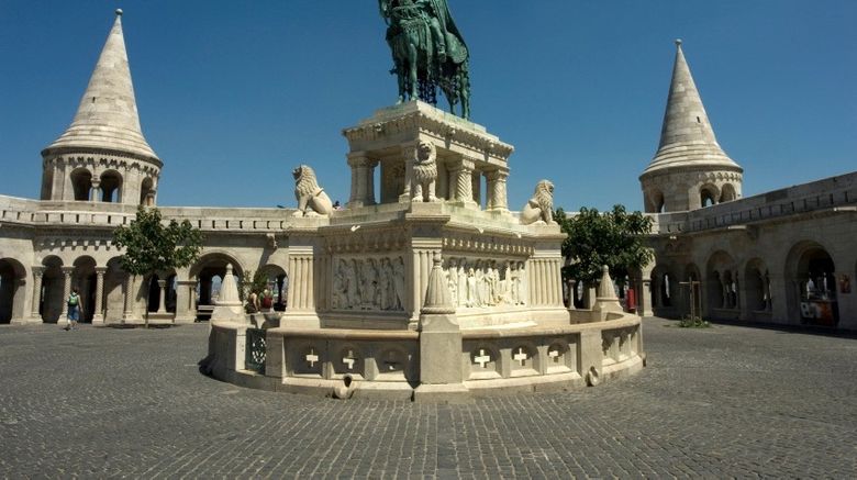 <b>Budapest Scenery</b>