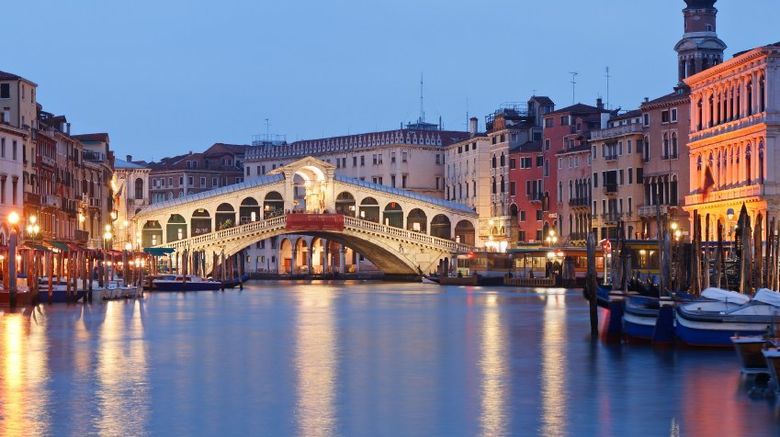 <b>Venice Scenery</b>