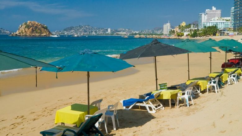 <b>Acapulco Scenery</b>