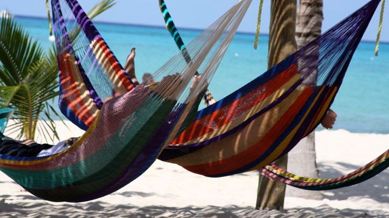 <b>Cozumel People</b>