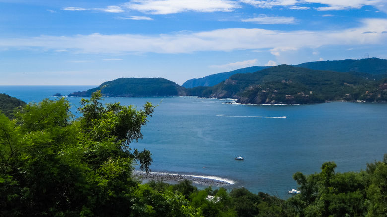 Beaches in Zihuatanejo, Guerrero, A 'DO NOT TRAVEL' Zone in Mexico