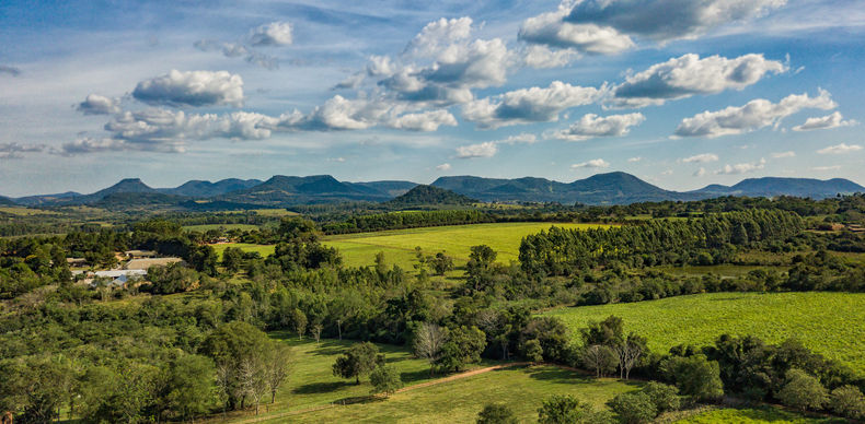 View overlooking Ybytyruzu Mountains