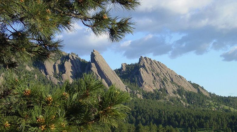 Boulder Scenery