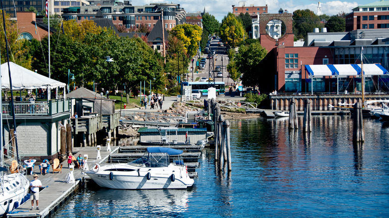 <b>Burlington Scenery</b>