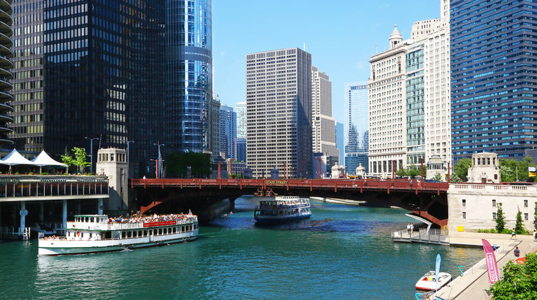 <b>Chicago Scenery</b>
