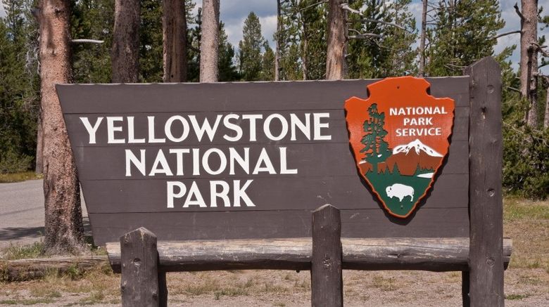 <b>Yellowstone Natl Park Scenery</b>