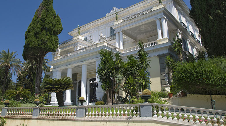 <b>Corfu Building</b>