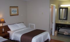 Coach House Inn