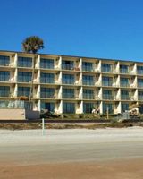 Makai Beach Lodge