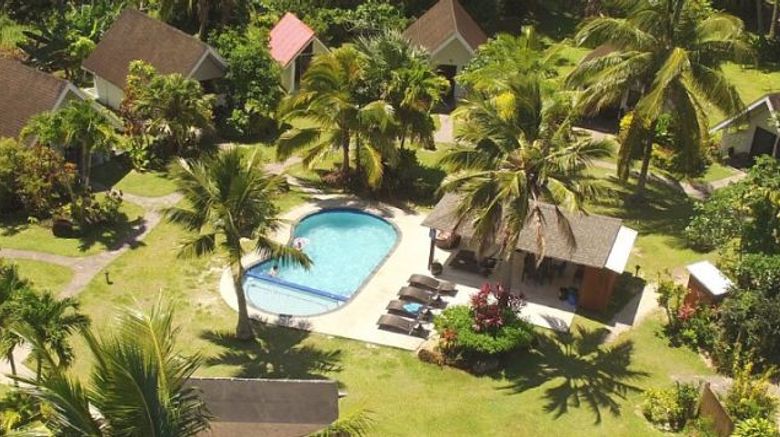 <b>Palm Grove Exterior</b>