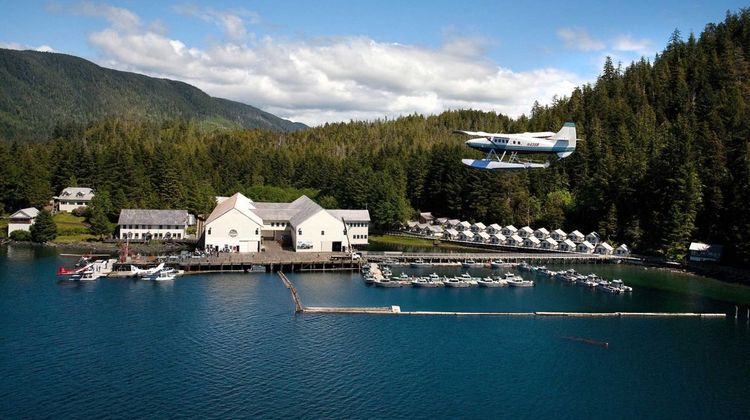 Waterfall Resort Alaska Exterior
