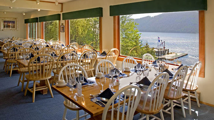 Waterfall Resort Alaska Restaurant