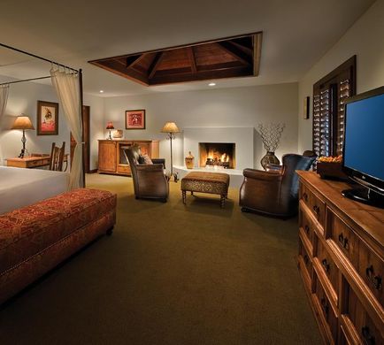 Hermosa Inn Suite