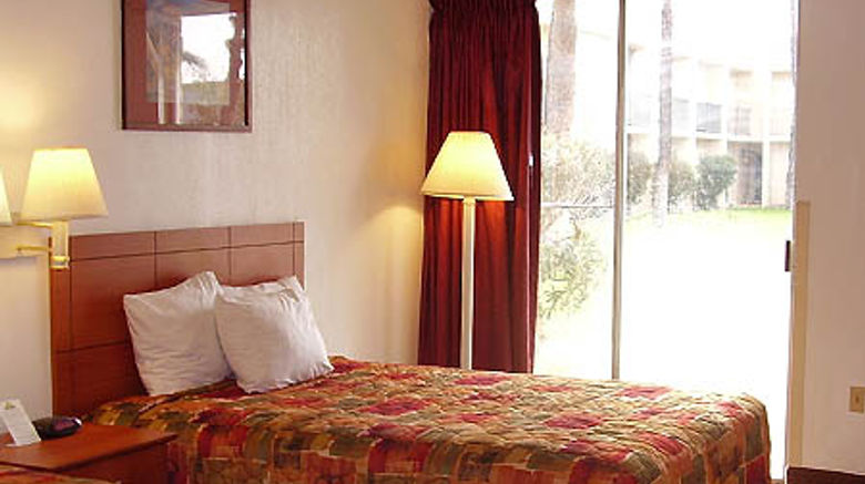 <b>Vacation Inn Phoenix Midtown Room</b>