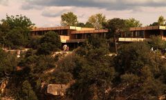 Thunderbird Lodge