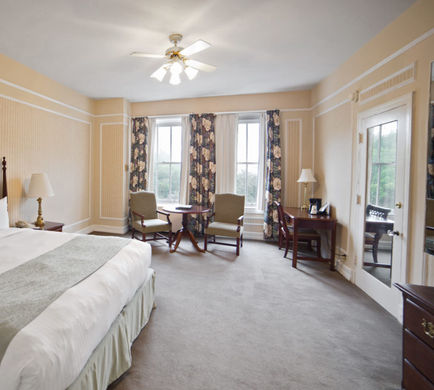 Arlington Resort Hotel & Spa Room