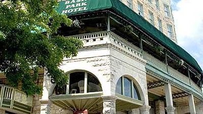Basin Park Magnuson Grand Hotel