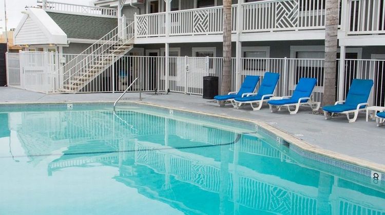 Beach Haven Inn Pool