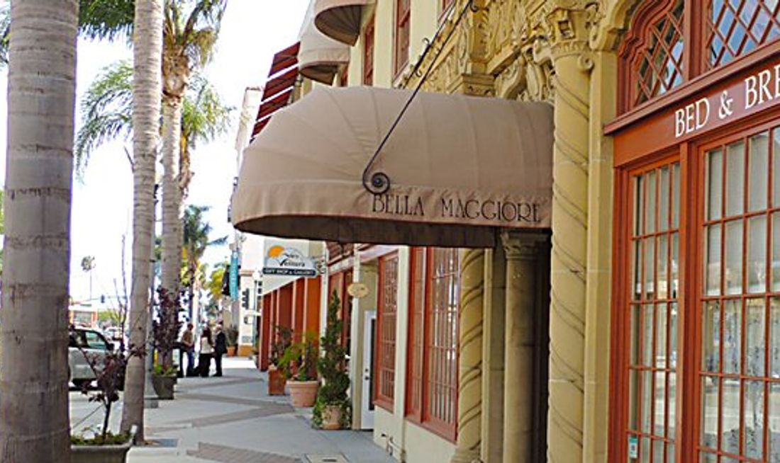 Bella Maggiore Inn Exterior