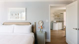 Bay Shores Peninsula Hotel Suite